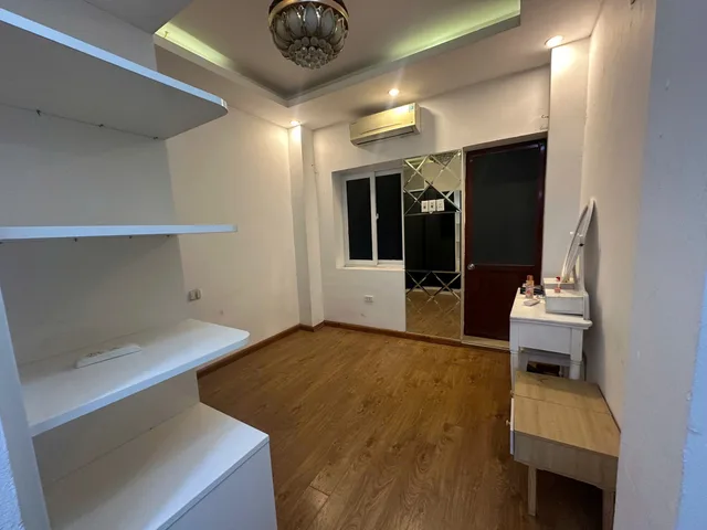 Cho Thuê Nhà Tân Mai - Hoàng Mai 30M² 4 Tầng 4 Ngủ - Gần Ô Tô - Giá Thuê 11tr
