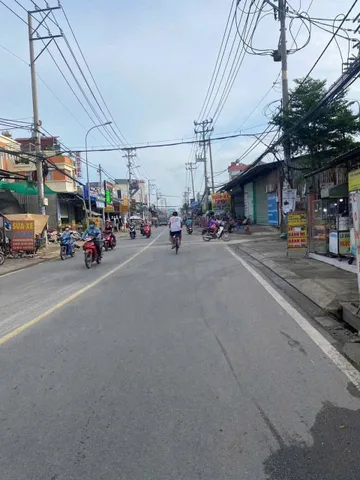 Bán nhà mặt bằng kinh doanh buôn bán MT Liên Khu 4-5 phường Bình Hưng Hòa B quận Bình Tân TPHCM, DT: 4,2x20m.