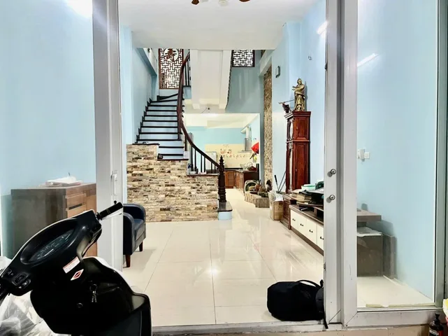Cho Thuê Nhà Kim Mã - Ba Đình 55M²  3 Tầng 3 Ngủ - Nội Thất CB - Giá Thuê 14tr