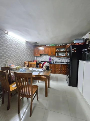 Bán nhà Phan Văn Trị 28m² full thổ cư ngang 3.5m giá 11 tỷ tại Đường Phan Văn Trị Phường Ô Chợ Dừa (MUA/BÁN BĐS nhắn tin Zalo 0862299066)