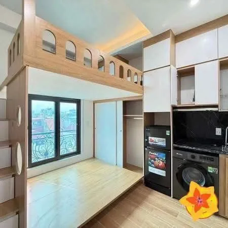 TT Cầu Giấy sổ 100m2, thang máy, thu 120tr/tháng, 24.4 tỷ