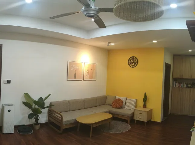 Chính chủ bán gấp căn hộ chung cư OSAKA COMPLEX 71m2 - 2PN, 2WC - Tầng cao, view hồ Linh Đàm