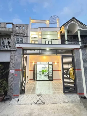 BÁN NHÀ GẦN TÂN UYÊN BÌNH DƯƠNG SỔ RIÊNG THỔ CƯ CHỈ 500 TRIỆU NHẬN NHÀ