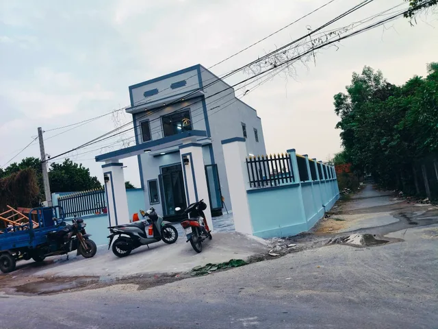 Bán nhà 1 Trệt 1 Lầu MT nhựa thông TL15 và Nguyễn Văn Khạ trung tâm xã Phú Hòa Đông Củ Chi TPHCM, DT: 10x21m.