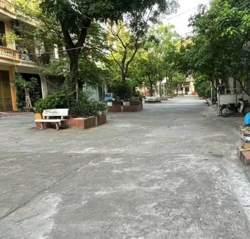 Cho Thuê Nhà KĐT Định Công 55M² 5 Tầng 6 Ngủ - Nội Thất CB - Ô Tô Đỗ Cửa -Giá Thuê 20tr