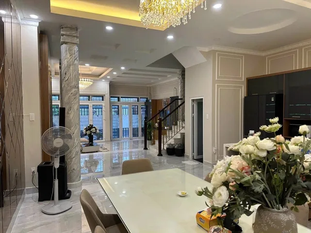 Chủ kí gửi căn 5PN ở Võ Thị Sáu Q1, diện tích 115m2 giá chỉ 6,9 tỷ. Nhà đẹp, rộng rãi