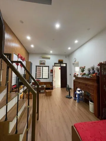 Bán TT Kim Liên, 80m 2 tầng, sát chợ, nhiều tiện ích, 2 thoáng trước sau, chỉ 4,3 Tỷ