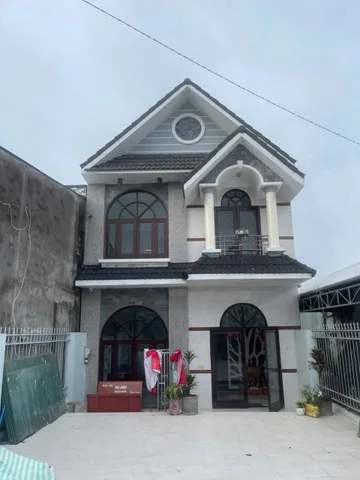 Bán nhà 1 trệt 1 lầu 221.6m² có sẵn 159.5m² thổ cư ngang 6.64m giá 5 tỷ mặt tiền đường Phú Hưng, Xã Phú Quới