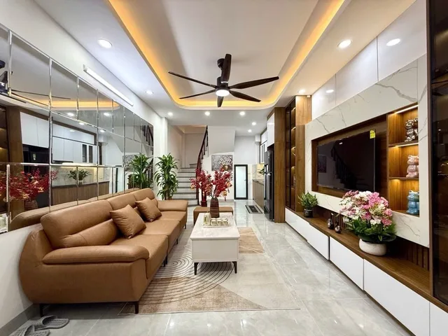 Bán nhà Định Công 33m, Full nội thất, xây mới, OTO đỗ cửa, 9Tỷ