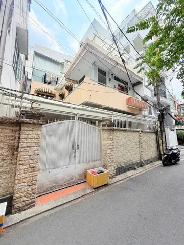Bán nhà Nguyễn Kiệm ba tầng 16 phòng ngủ sổ hồng riêng