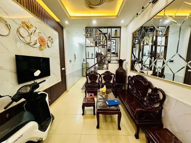 Cho thuê nhà riêng ngõ 445 Nguyễn Khang, Cầu Giấy 30m X 4T ĐẸP giá 12 triệu