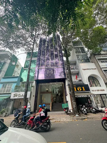 Bán Nhà Mặt tiền 157-159 Trần Bình Trọng – Giá 85 tỷ.