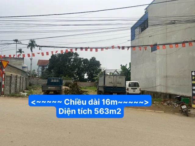 Bán đất 563.8m² có sẵn 563m² thổ cư ngang 16m giá 20 tỷ tại Đường 446 Xã Yên Xuân