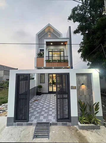 Bán nhà 110m² full thổ cư ngang 5m giá 2.86 tỷ tại Xã Mỹ Hạnh