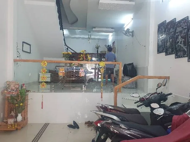 BÁN NHÀ NGUYỄN THỊ TẦN CHÁNH HƯNG QUẬN 8 123M2 4 TẦNG 11.9 TỶ HẺM XE HƠI THÔNG