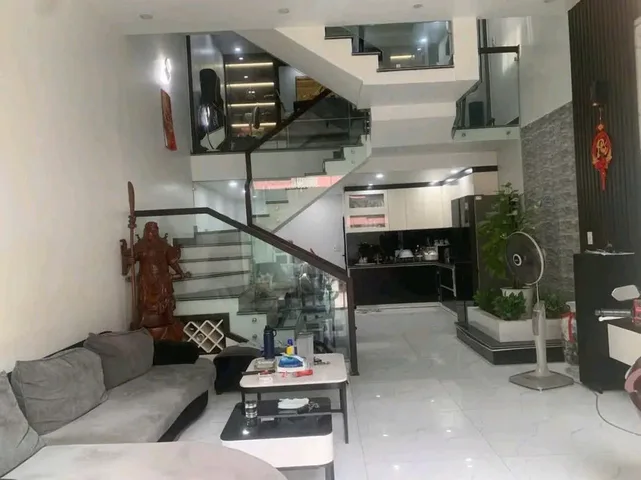 BÁN NHÀ 3,5 TẦNG NGUYỄN TRÃI – NGÔ QUYỀN – Ô TÔ VÀO TẬN NHÀ – GIÁ 6,1 TỶ