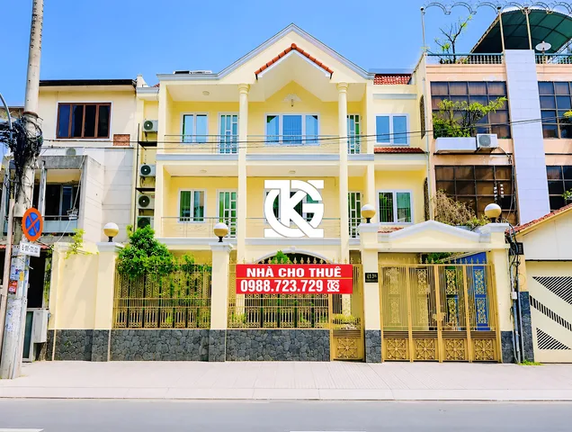 ❇️❇️ Cho Thuê Nhà Mặt Tiền: 8B Trần Quang Diệu - Quận 3 - 13x20m, 3 tầng