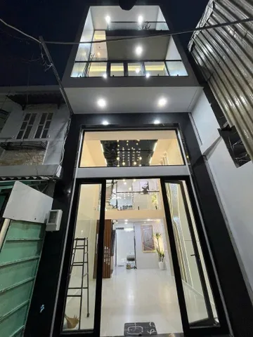 Bán nhà (4m x 12m x 5 tầng) giá 8.8 tỷ tại Đường Lạc Long Quân Phường Bình Thới