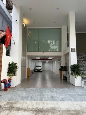 Cho Thuê Nhà Phố Bùi Hữu Bích - Hoàng Mai 200M² / Sàn/ 2 Thang Máy, PCCC, Vỉa Hè Ô Tô Đỗ/ Giá Thuê 30tr