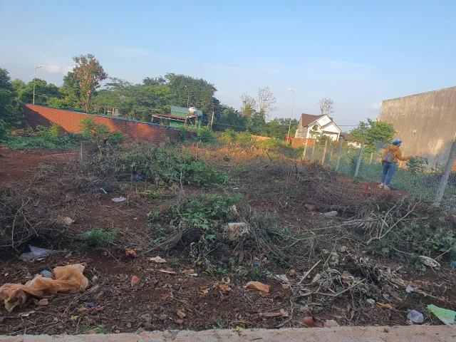 Bán đất 266.7m² có sẵn 60m² thổ cư ngang 10.0m giá 2.3 tỷ tại Xã cư suê