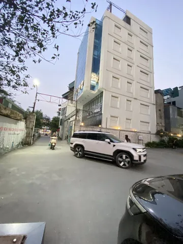 BÁN TÒA NHÀ ĐƯỜNG KIM GIANG. 190M2 - 9 TẦNG, THANG MÁY. THÔNG SÀN.