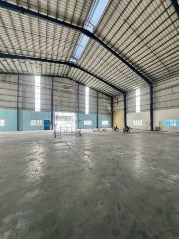 Cho thuê xưởng 1300m2 CỤM COING NGHIỆP ĐÍCW HOÀ