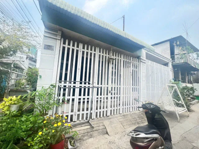 Bán nhà 101m2 Sổ hồng, thổ cư (Hoàn công nhà) gần Trường Ngô Quyền (P.Thống Nhất)