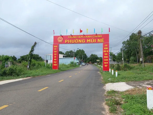 Bán 3250m2 có 300tc, mặt nhựa chính 715 Thiện Nghiệp, gần Sungroup, sân bay... giá 12 tỷ lvcc 0982482666
