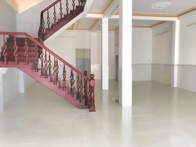 Cho thuê nhà mặt tiền góc 2 mặt tiền đường trần hoàng na cần thơ ngang 8m