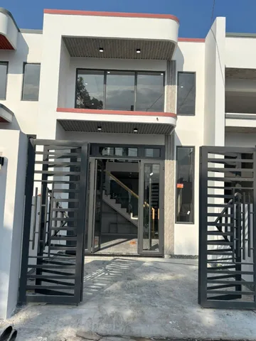 Bán gấp căn trệt lầu giá mỏng-88m2- gần chợ Thạnh Phú