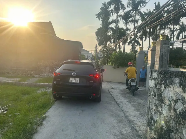 Bán 74 m Minh Tân ô tô tận đất . 
L/h :076.231.9990 e Thúy