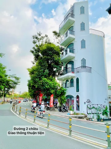 💰 Nhà phố Quận 1 – View sông – Khai thác dòng tiền