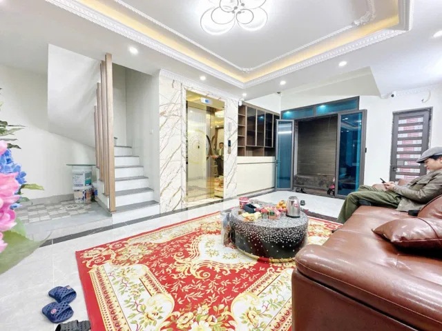 SIÊU HIẾM HAI BÀ TRƯNG , LÒ ĐÚC , NGUYỄN CAO