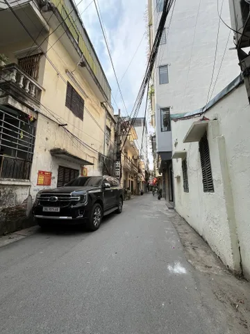 BÁN TÒA NHÀ CHDV ĐƯỜNG PHAN ĐÌNH GIÓT. 82M2 - 8 TẦNG. THANG MÁY. 22 PHÒNG KHÉP KÍN.