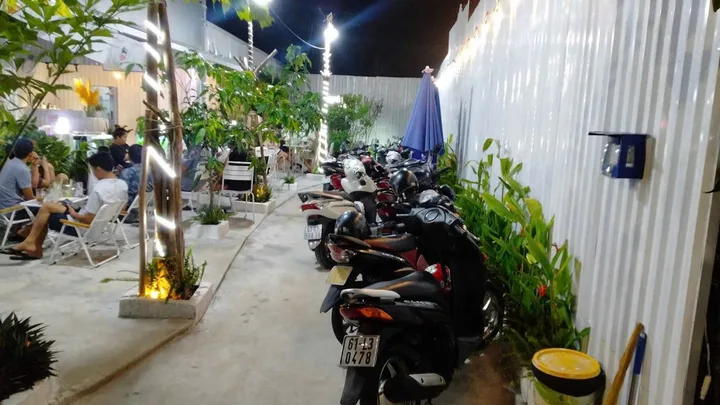 SANG NHƯỢNG QUÁN CÀ PHÊ – VỊ TRÍ ĐẸP – VÀO LÀ BÁN NGAY