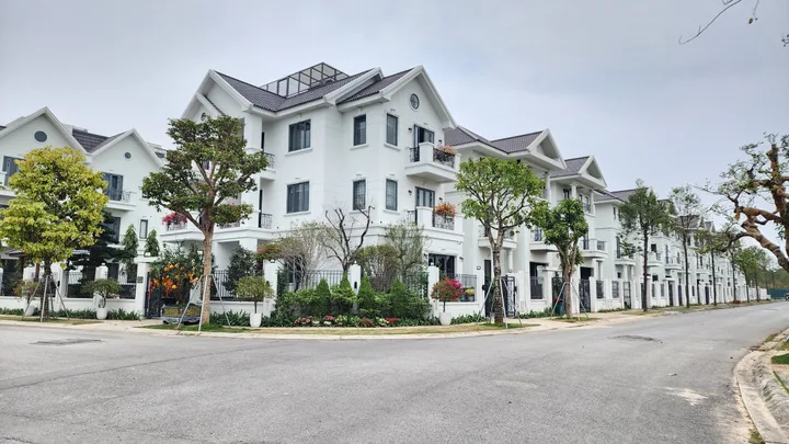 BÁN BIỆT THỰ TIMES GARDEN VĨNH YÊN LÔ GÓC GIÁ LỖ