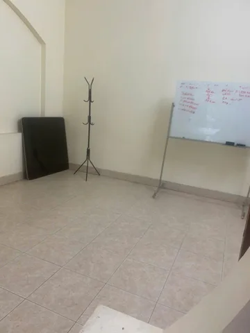 Chính chủ cho thuê văn phòng 80m², tầng 2, khu vực Mỹ Đình, nhà mặt đường, có chỗ đỗ ô tô
