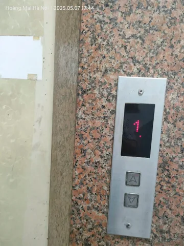 Bán gấp giá rẻ chung cư Sơn Tây 50m, tầng 2, mặt tiền 4m, 2.4 tỷ Ba Đình