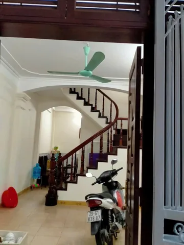 Cho Thuê Nhà Khương Trung - Thanh Xuân 42M² 4 Tầng 4 Ngủ - Nội Thất CB - Giá Thuê 11tr