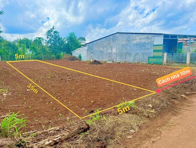 Bán đất 174.8m² có sẵn 60m² thổ cư ngang 5.0m giá 690 triệu tại Xã Ea mat
