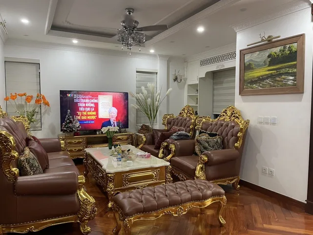 🚨 BIỆT THỰ VIP CẦU GIẤY – 272M2 – LÔ GÓC 2- MT 18M – VIEW CÔNG VIÊN – GIÁ HIẾM 125 TỶ