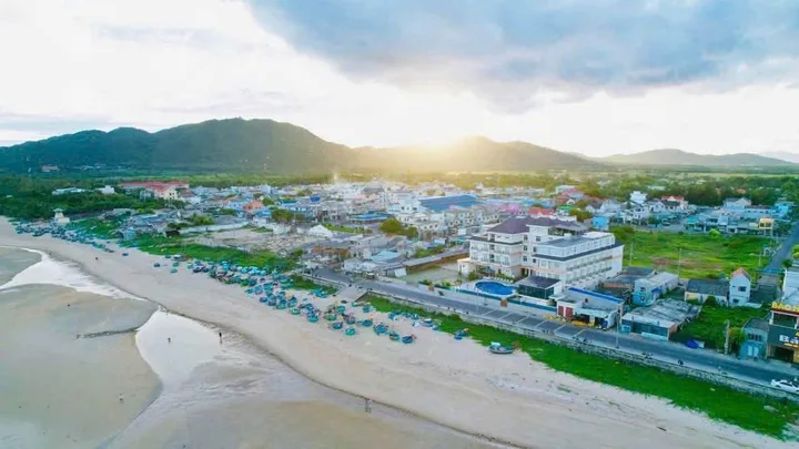 🌊 TÁI ĐỊNH CƯ PHƯỚC HẢI – ĐI BỘ RA BIỂN QUẢNG TRƯỜNG, GIÁ 2TY400