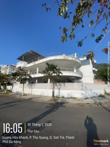 Cho thuê nhà 2MT 3 tầng view biển đường Lương Hữu Khánh, Sơn Trà, Đà Nẵng