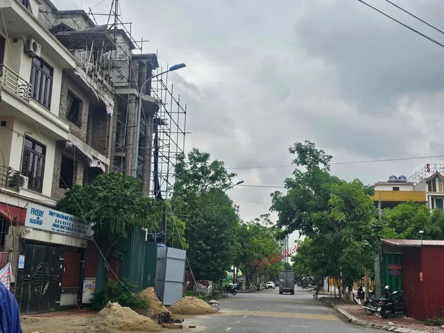 Bán 124m mặt tiền 6.2m hướng đông băc. đất thuộc khu đại dương dãy VM1 mặt đường thanh niên. Phường võ cường tỉnh bắc ninh