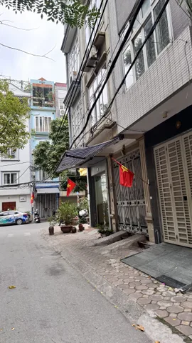 10m ra MP Cầu Giấy 43 m thang máy gần nhiều đại học >16 t ỷ