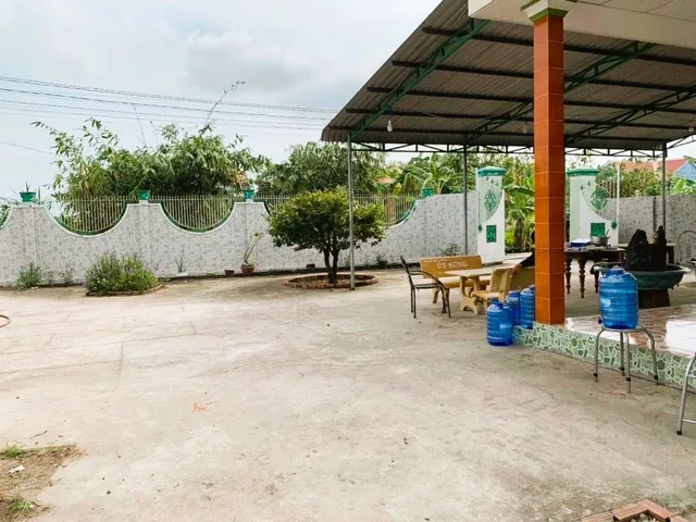 😱 😱 😱 CHỈ 2,59 TỶ CHO 1426.7 m2 -  SIÊU PHẨM NHÀ VƯỜN LONG AN! THỔ CƯ 100%, CHÍNH CHỦ, SẴN NHÀ 2 GIAN, AO SEN AO CÁ – GIÁ "SẬP SÀN"! CHỈ CÁCH TP.HCM 50Km😱 😱 😱