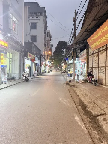 Bán nhà Mặt phố Ô Cách 53.8m² full thổ cư ngang 6m giá 19.5 tỷ tại Đường Ô Cách Phường Việt Hưng (MUA/BÁN BĐS nhắn tin Zalo 0862299066)
