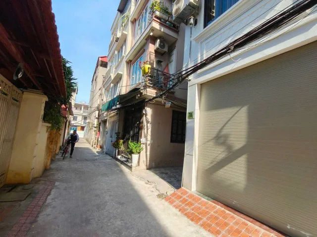 BÁN NHÀ PHÚC LỢI LONG BIÊN DT 48M2 LÔ GÓC MẶT TIỀN RỘNG  VÀI BƯỚC RA PHỐ