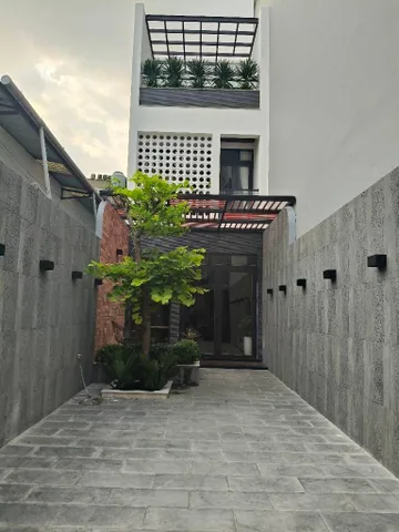 Nhà bán quang trung 3 tâng(21) sổ hồng riêng, có sân rộng