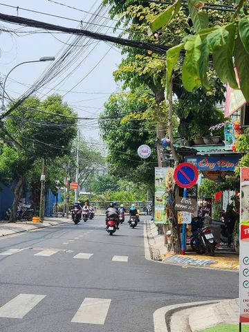 Bán nhà 73m² có sẵn 72m² thổ cư ngang 4m giá 14.2 tỷ tại đường Số 47 Phường Tân Hưng